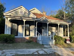 4 BR/2 Bath recently refreshed home - $1500/mo