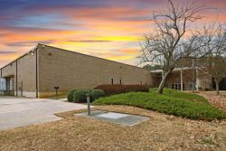 Warehouse/Office Space Available! Cubework Tucker