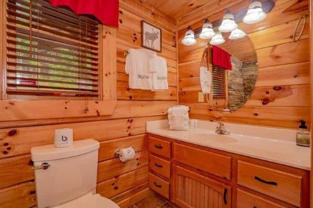 Luxury Vacation Rental Cabin in Gatlinburg Tennessee