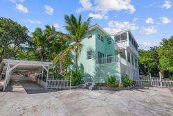 Fully Furnished Vacation Home for Rent in Georgetown Exuma