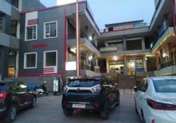 shops on rent in zirakpur