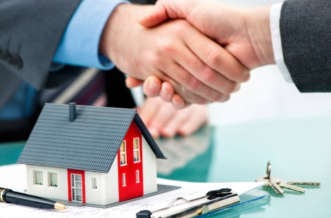 Expert Tips for Success in Buying and Selling Real Estate