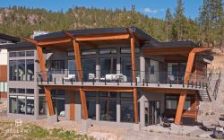Connect With a Kelowna Contractor For Custom Home 