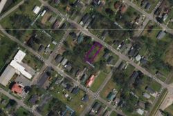 Título: Vacant lot at 1312 28th St N Bessemer