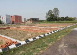 100 Gaj Plot in Vrindavan Price