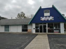 Spacious Commercial Building For Sale