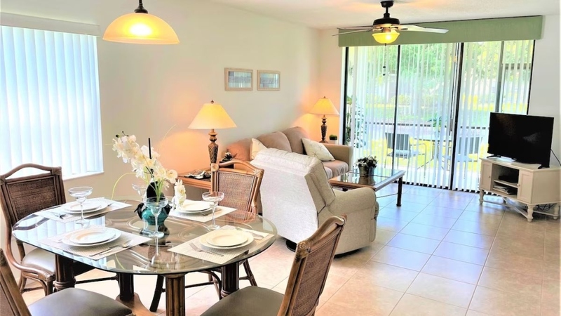 Shorewalk Luxury Vacation Condos & Suncoast Rentals in Brade